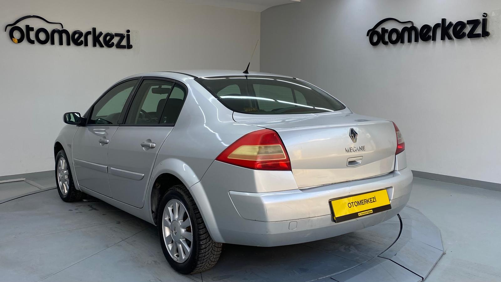 RENAULT MEGANE 6
